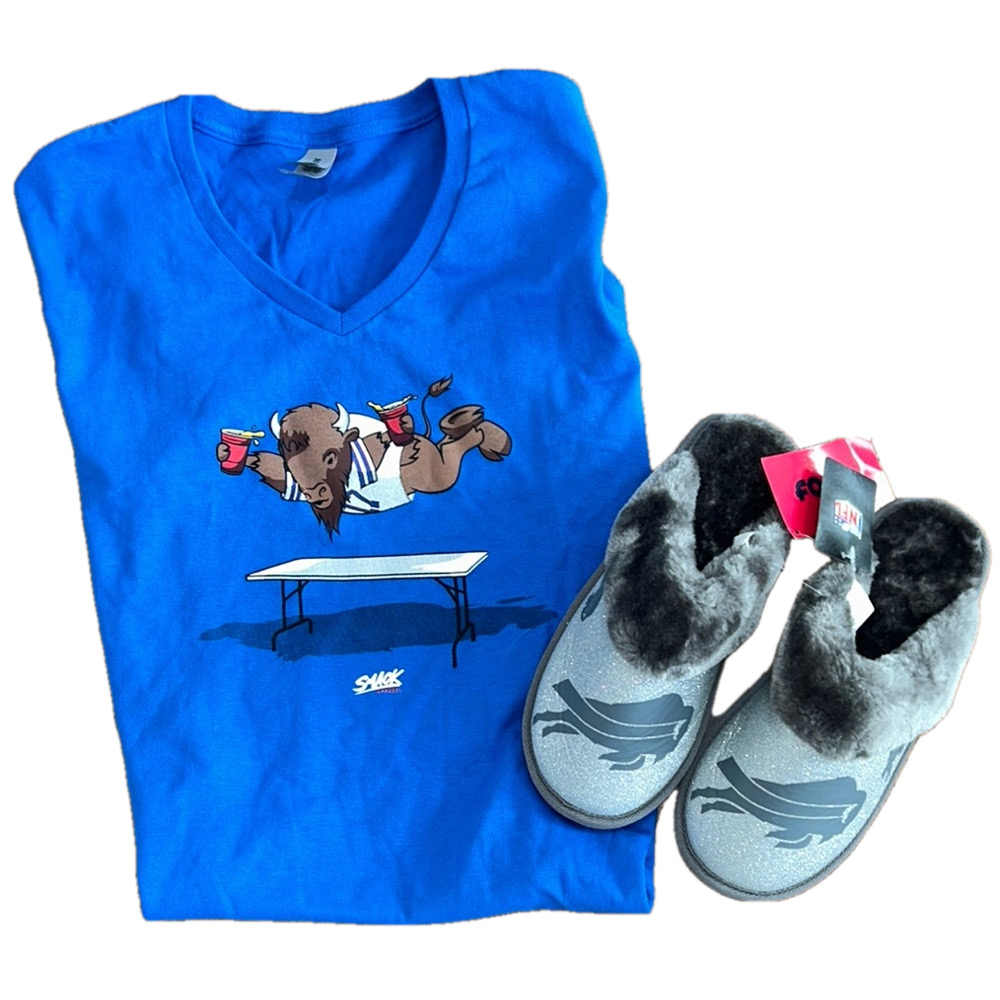 NWT: Buffalo Bills Bundle: T-Shirt: Size M 
Slippers have been sold!